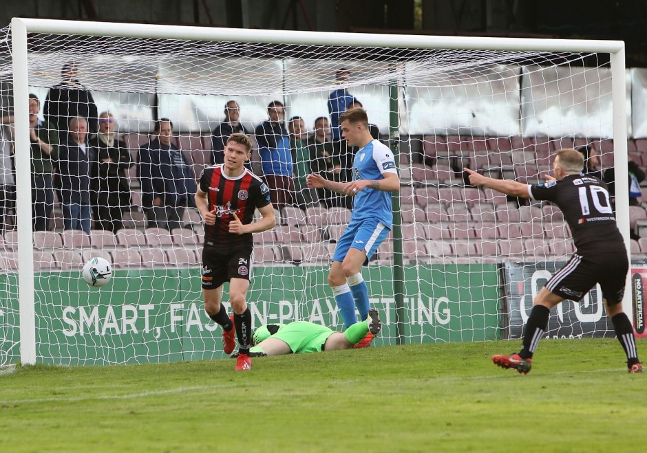 Swan breaks his duck - Stephen Burke