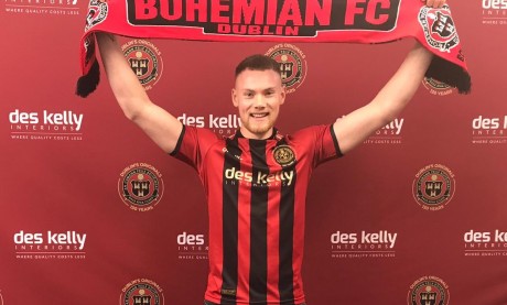 Ciaran Kelly signs